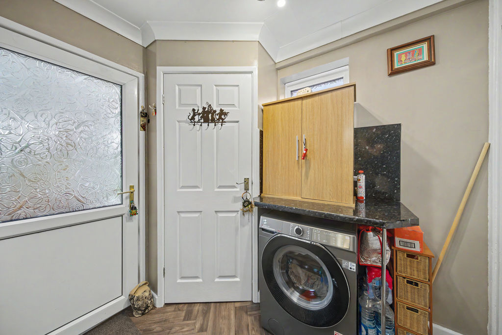 Compass Crescent Old Whittington